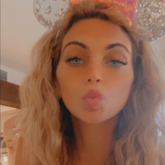 Dolce- Lilly Pulitzer/SCL/Rothy’s/Lele Sadoughi - Picture 9 of 17